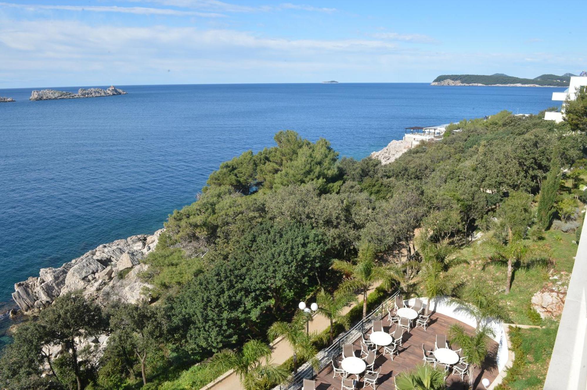 Royal Princess Hotel Дубровник Стая снимка View of the bay